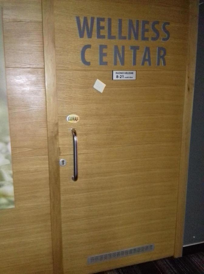 Green Oaza Apartment Фойница Экстерьер фото