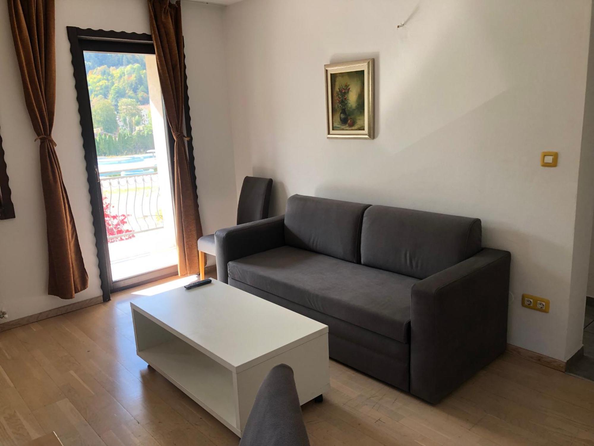 Green Oaza Apartment Фойница Экстерьер фото